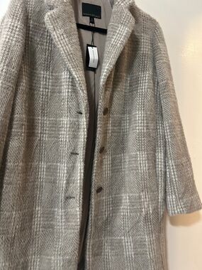 Banana Republic Plaid Wool-Blend Trench Coat in Light Gray and Cream